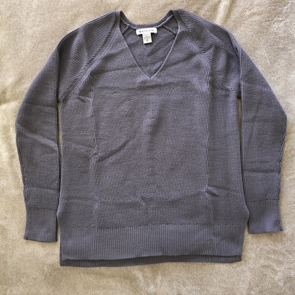 Athleta Sweaters - Athleta Wool Purple V-Neck Sweater